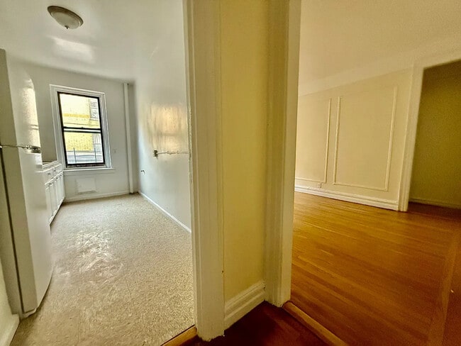 Building Photo - 85 Convent Pl