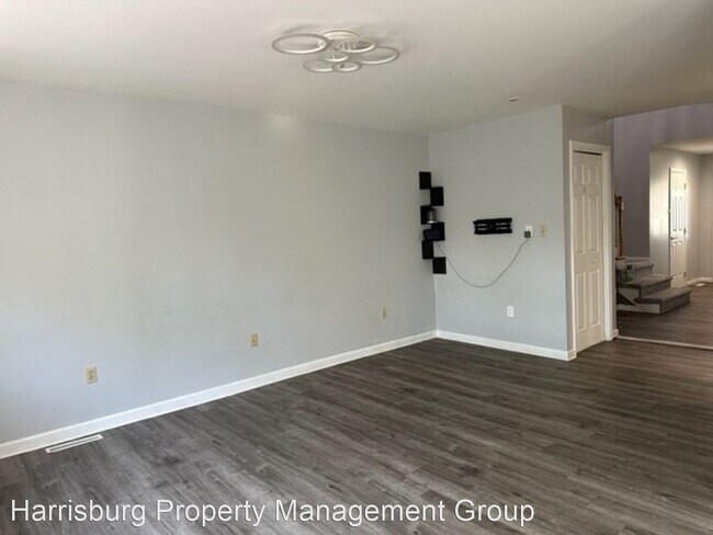 Foto del edificio - 2 br, 2.5 bath House - 2223 Brigade Rd