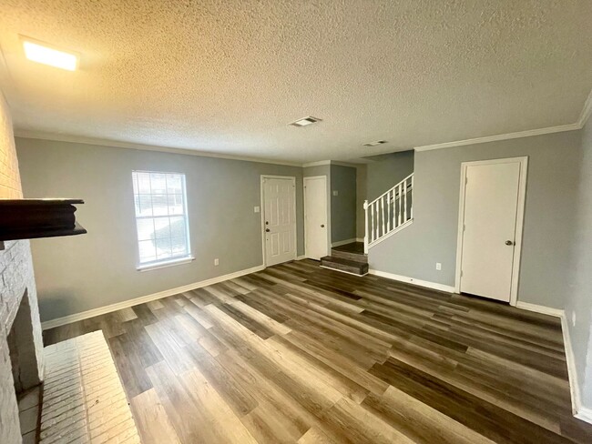 Foto del edificio - 2/1.5 Bath Townhome available in Ridgeland!