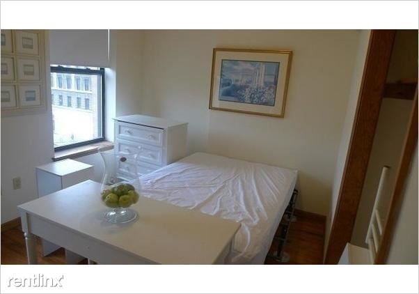 Primary Photo - 495 Columbus Ave