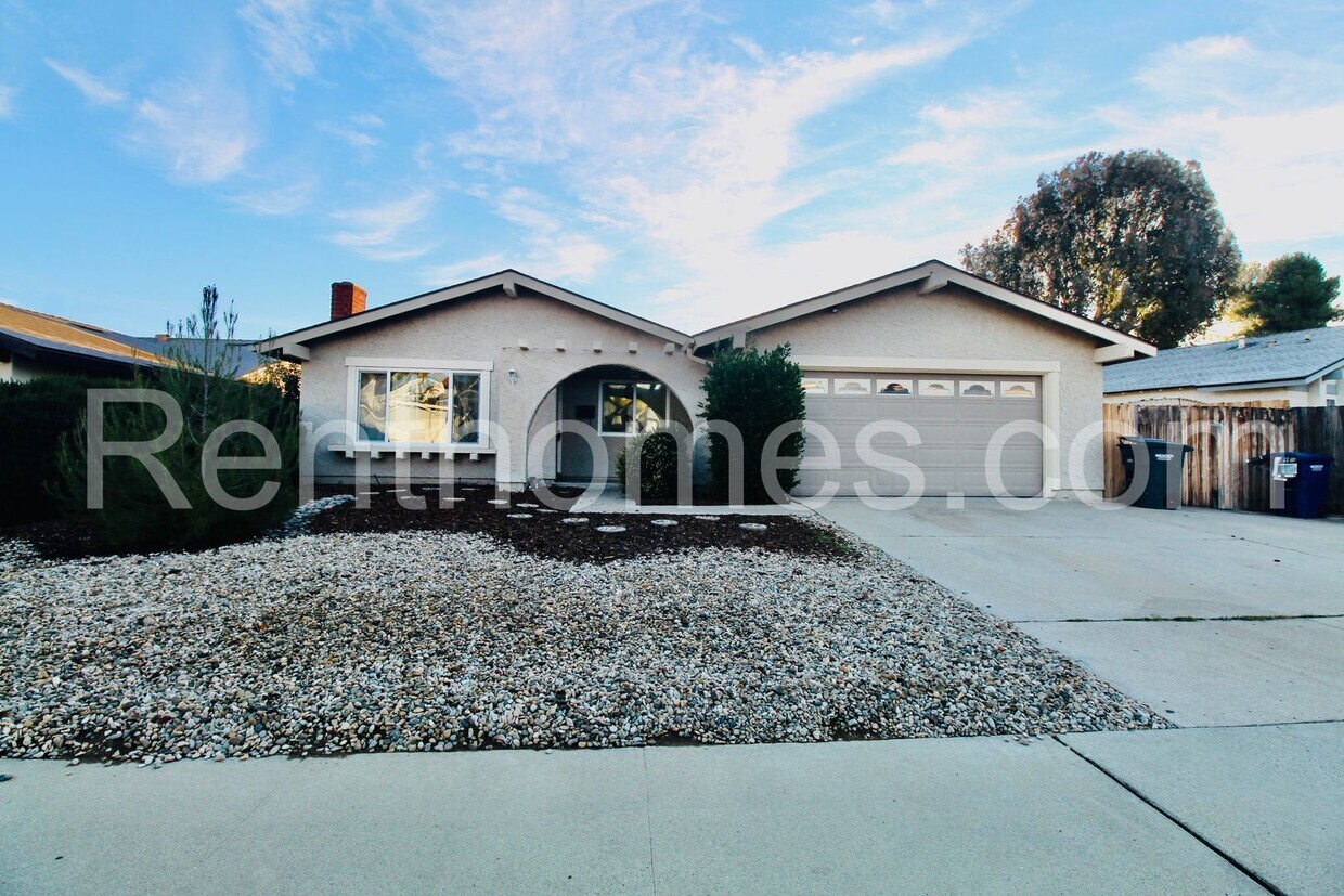 Primary Photo - 14641 Billy Ln