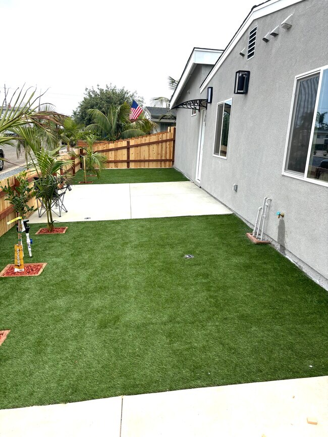 Foto del edificio - 3539-41 Luna Ave