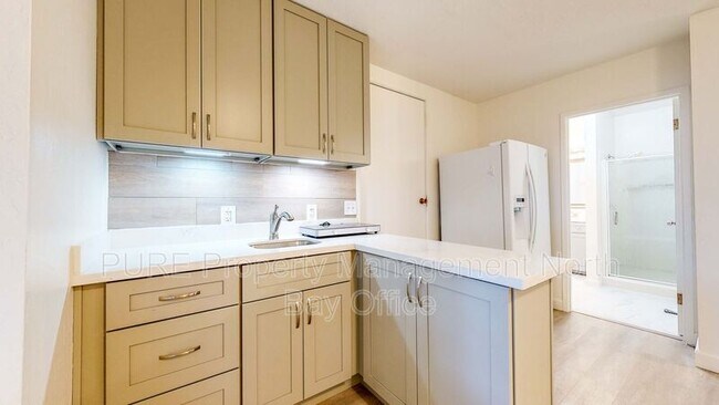 Building Photo - 4634 Bridle Trail