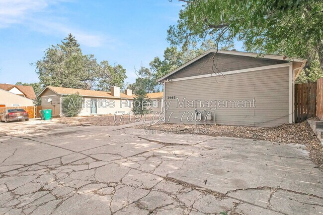 Building Photo - 2460 E Willamette Ave