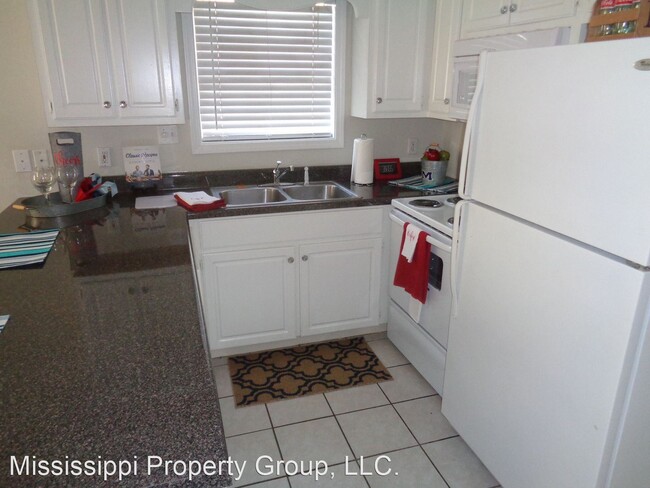 Building Photo - 3 br, 3 bath House - 1602 Jackson Avenue W...