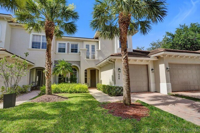 Building Photo - 606 W Circle Dr