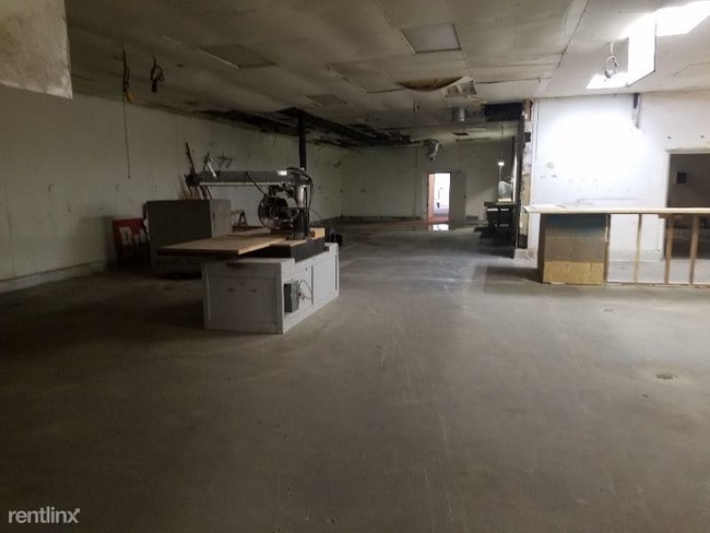Building Photo - Studio, 2 bath Apartment - 803 17th st