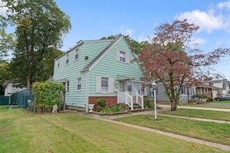 Building Photo - 134 Alabama Ave