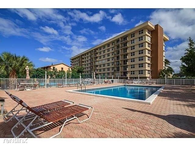 Foto principal - 1009 N Ocean Blvd
