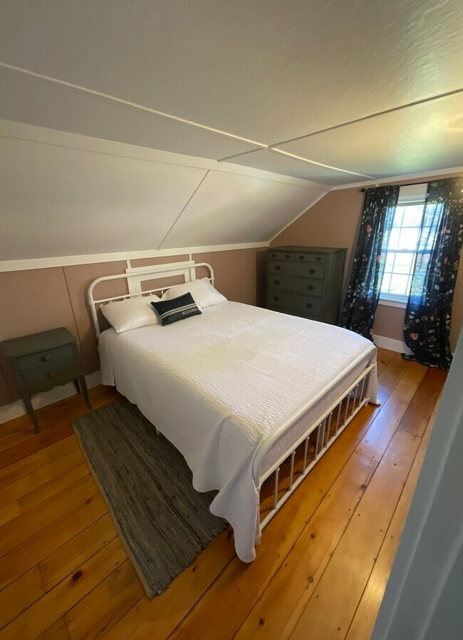 Foto del edificio - 20 Eaton Rd