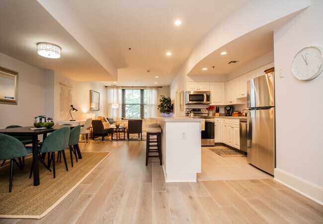 Foto del edificio - 1387 Washington St