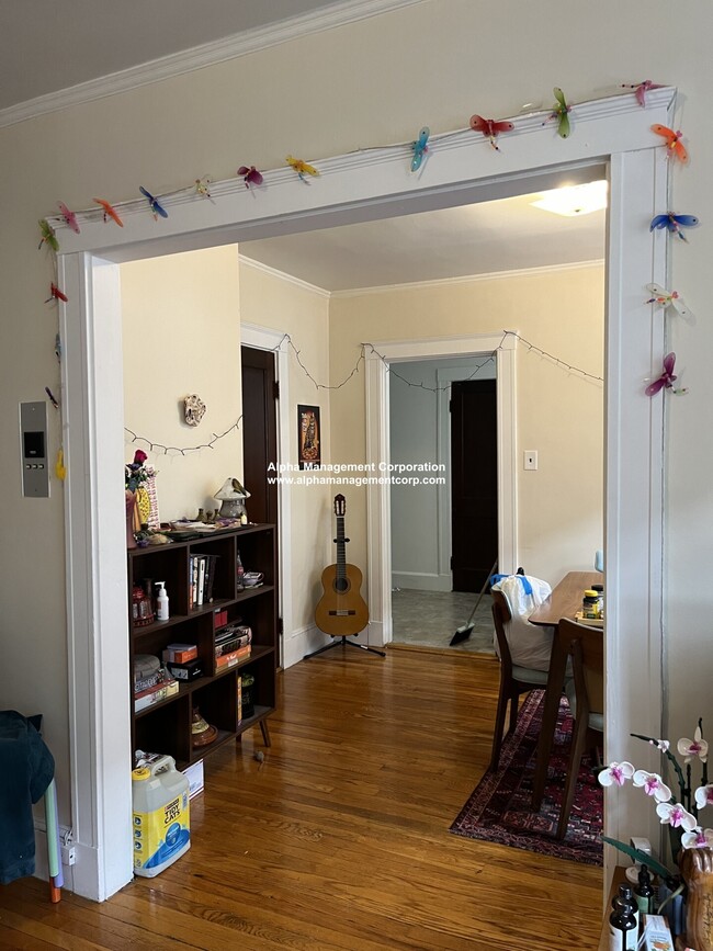 Building Photo - 155 Summer St