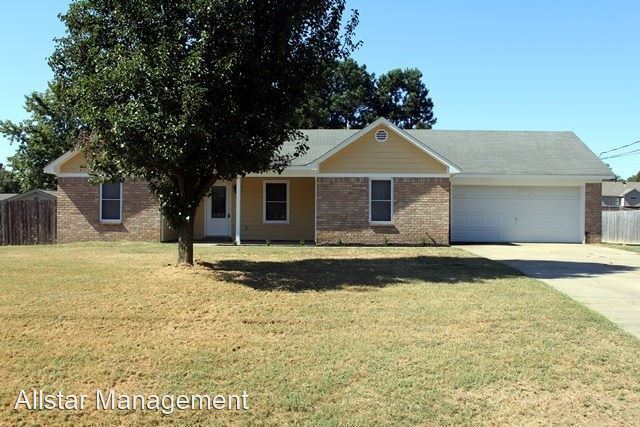 Primary Photo - 3 br, 2 bath House - 25 Nancy Reeder