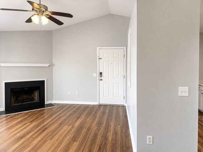 Foto del edificio - 406 Pelham Square Way