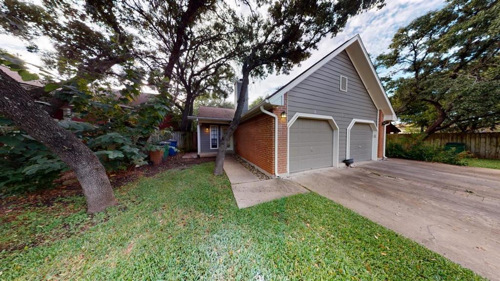 Foto principal - 8713 Clearbrook Trail