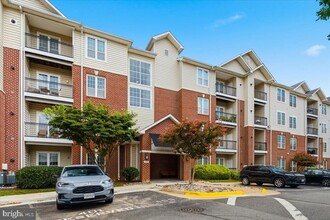 Building Photo - 1591 Spring Gate Dr.