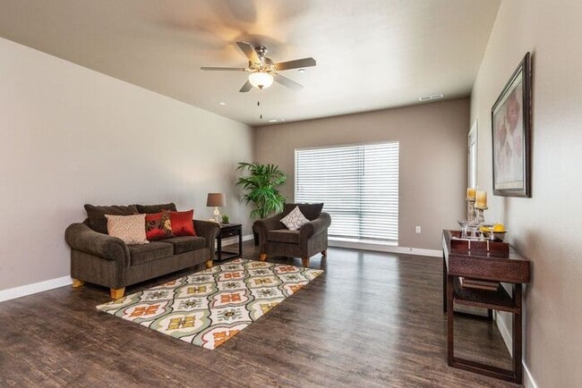 Building Photo - $1,395 | 1 Bedroom, 1 Bathroom | Pet Friendly* | Available for an August 1st, 2026 Move In!