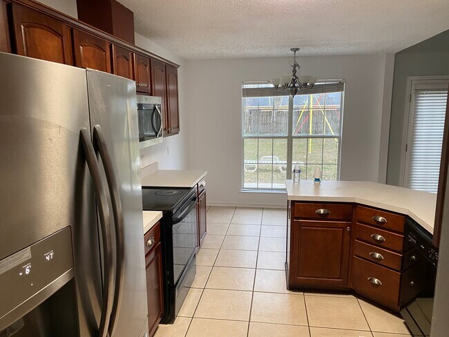 Foto del edificio - 6837 Hill Gail Trail