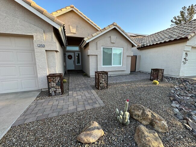 Building Photo - 3150 W Baylor Ln