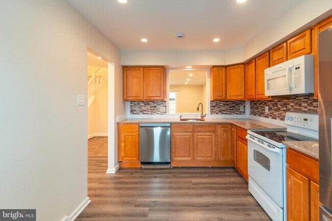 Foto del edificio - 308 Wayne Ct