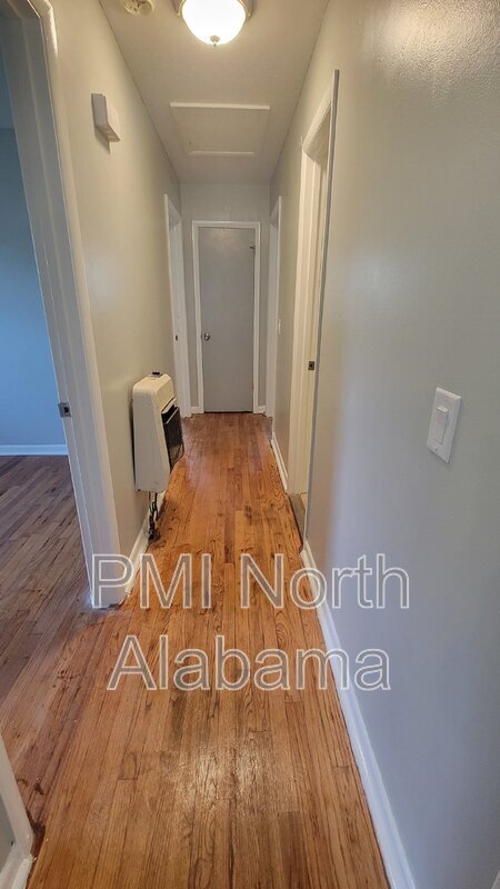 Foto del edificio - 316 13th Ave NW