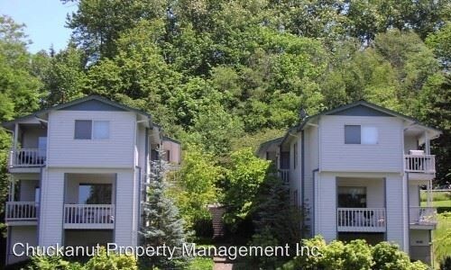 Primary Photo - 3 br, 2 bath Apartment - 1725 Woburn