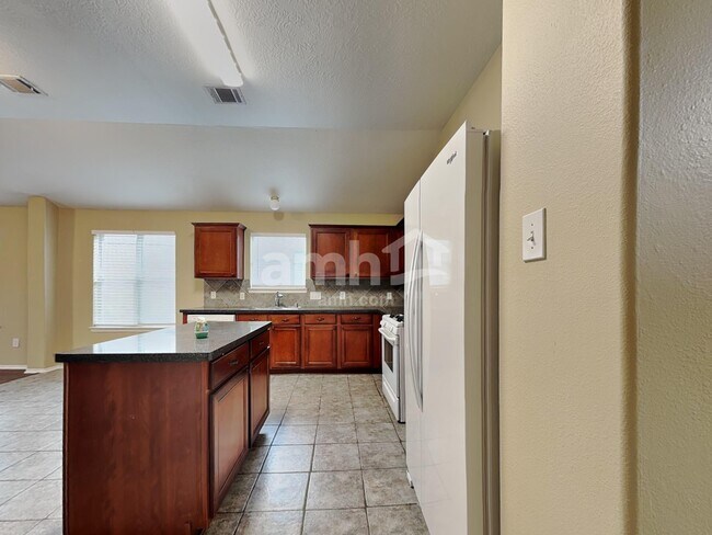 Building Photo - 3507 Cactus Creek Dr