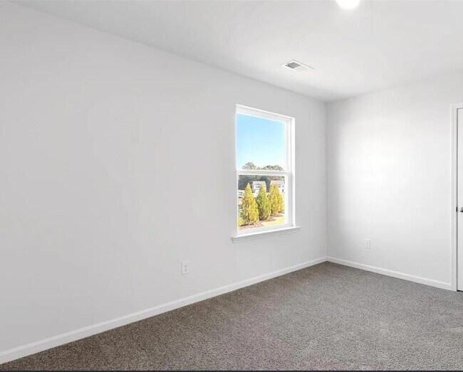 Foto del edificio - 64 Providence Walk Dr