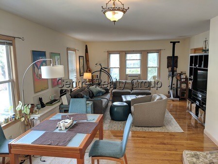 Foto principal - 27 Milton Ave