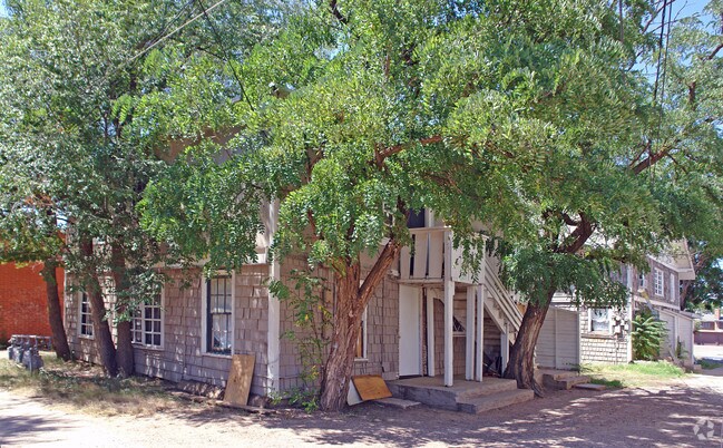 Building Photo - 2309 34th St