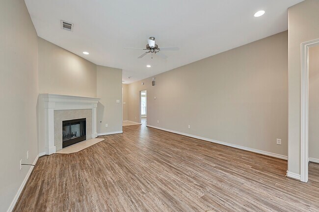 Building Photo - 4407 Pickering Pl