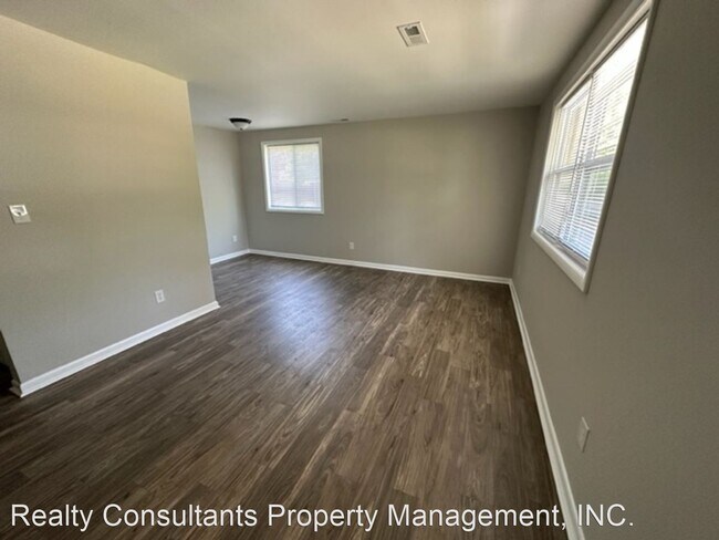 Building Photo - 4 br, 1 bath House - 1312 Blackmoor Road