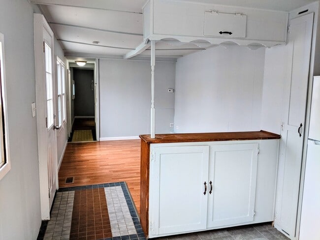 Building Photo - One bed mobile home- Aston, PA