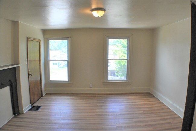 Foto del edificio - 202 McKeesport Rd