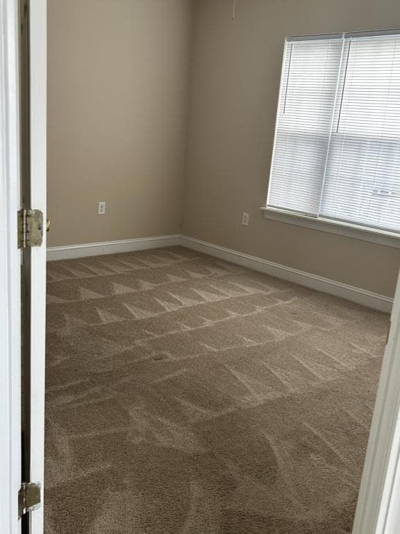 Building Photo - 120 Fountain Pointe Ln