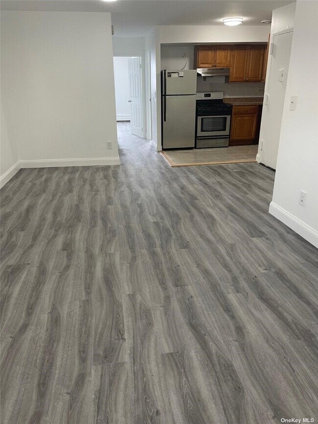Foto del edificio - 1068 Pugsley Ave