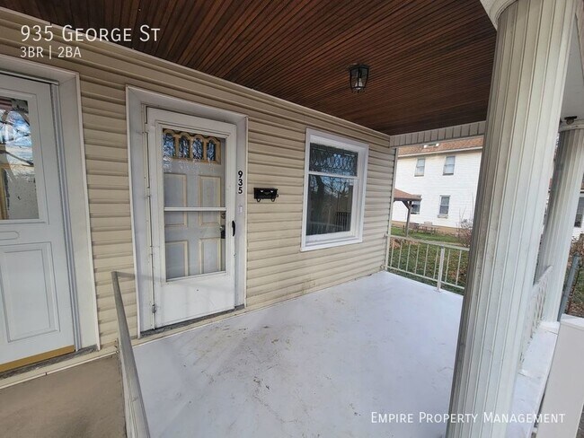 Building Photo - 3 bedroom 1.5 bathroom single family home