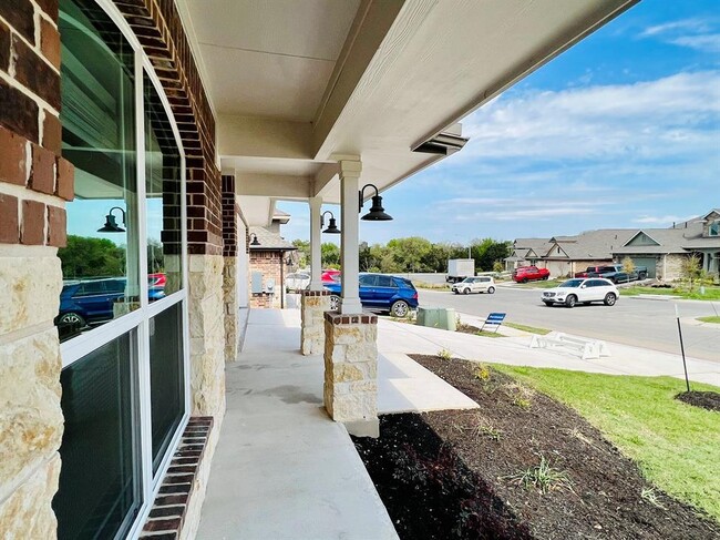 Building Photo - 12203 Perritos Pl