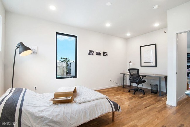 Foto del edificio - 1737 N Howard St