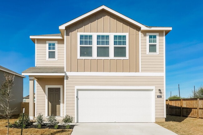 Building Photo - 5831 Texas Palm Dr