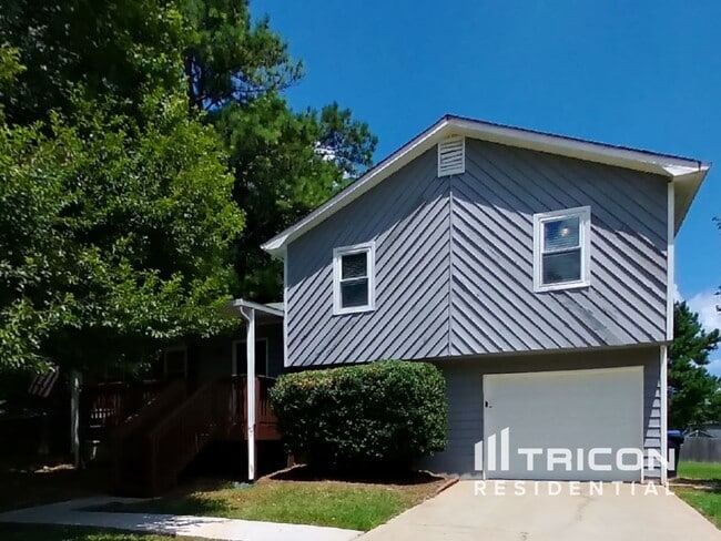 Building Photo - 3150 Colorado Dr