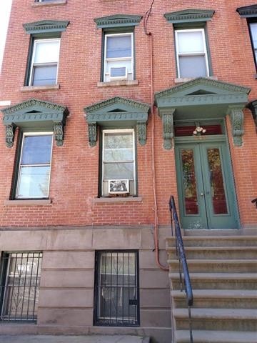 Primary Photo - 649 Jersey Ave