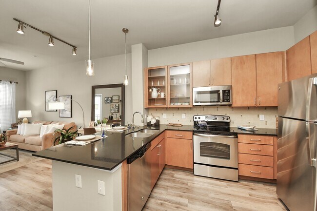 Foto del edificio - 5455 Richmond Ave.