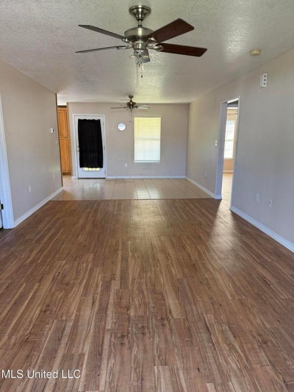 Foto del edificio - 16019 Abilene St