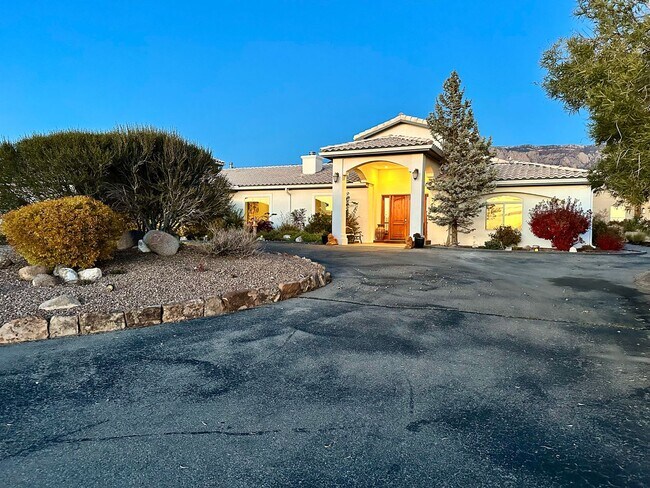 Foto del edificio - Move in Special Luxury 4 bedroom 4.5 bathr...