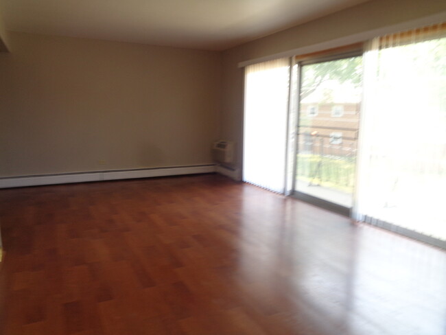 Foto del edificio - 5818 107th St