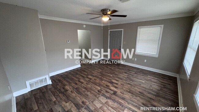 Foto del edificio - 4094 Orleans Rd