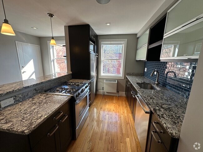 Building Photo - 495 Arborway
