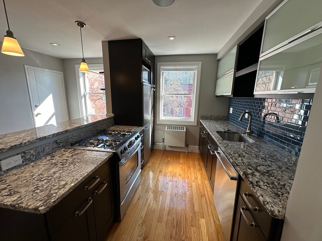 Primary Photo - 495 Arborway