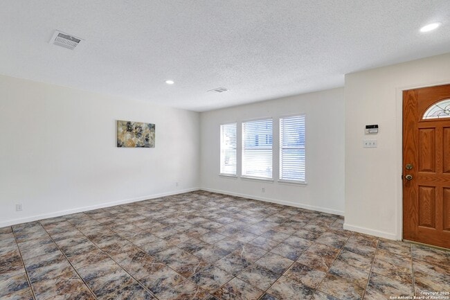 Building Photo - 10211 Windstone Creek